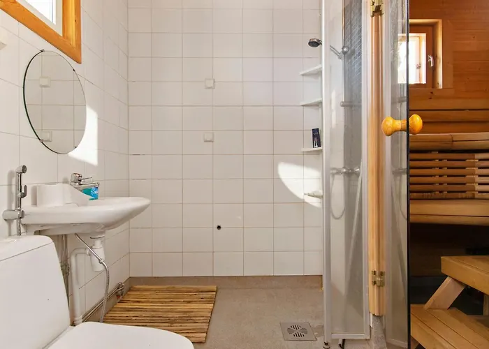 Сasa de vacaciones Hallan Paroni A Paritalo By Interhome